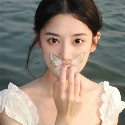 他不是我